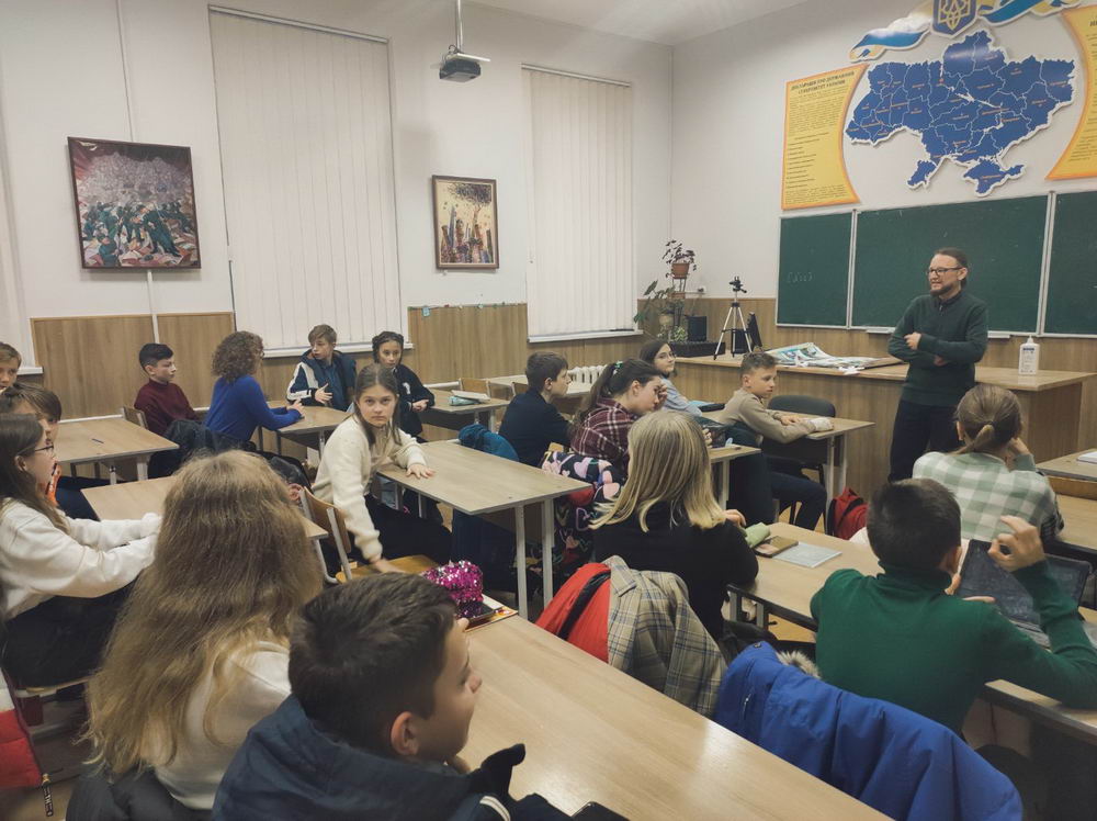 Зустрілися з кандидатом історичних наук Володимиром Окаринським