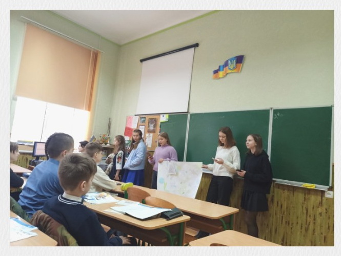 Інформаційно-просвітницькі хвилини «…коли ти навіть звався – Малоросія, твоя поетеса була Українкою!»