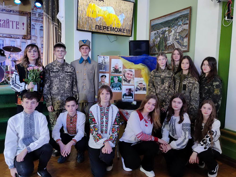Урок-реквієм «З повагою до пам’яті про полеглих, з подякою з захист- живим»