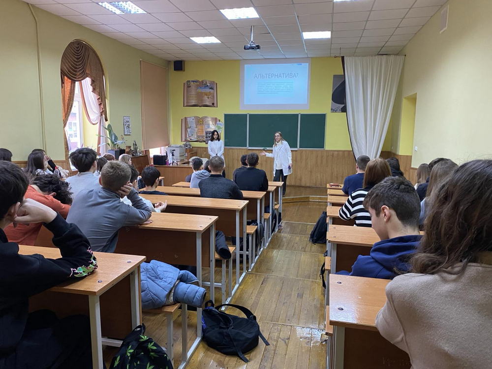 Вейпи, електронні цигарки. У чому ж їх небезпека?