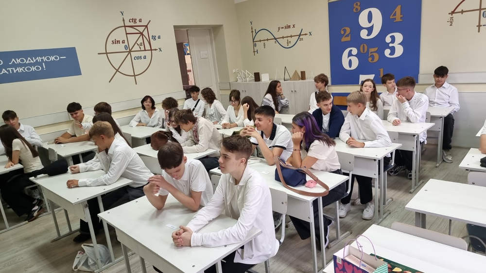 Мова гідності: бачити людину за словами
