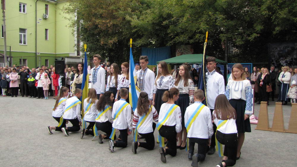 Святкова академія 