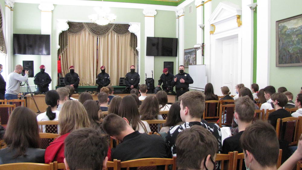 Зустріч з працівниками поліції